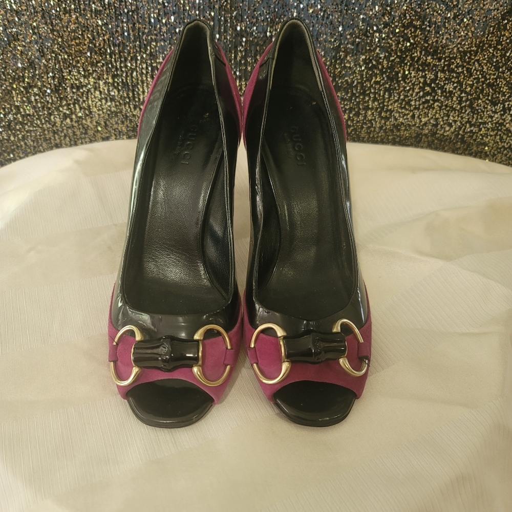 Gucci bamboo sz. 35.5 purple suede and black heel